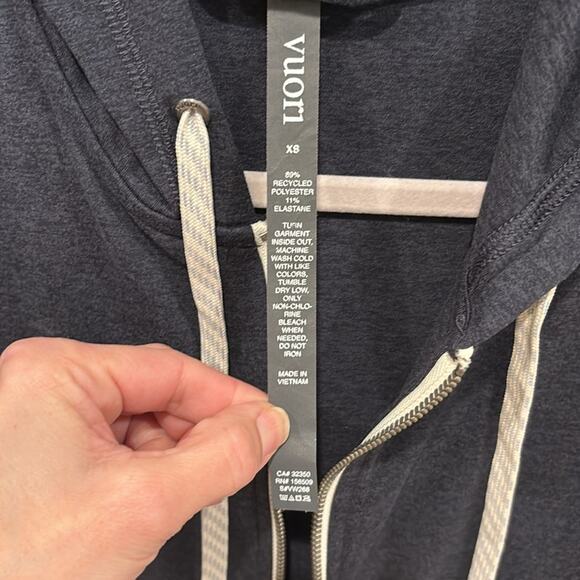 VUORI performance dreamknit 2.0 butter soft zip up hoodie, size XS - Picture 3 of 7